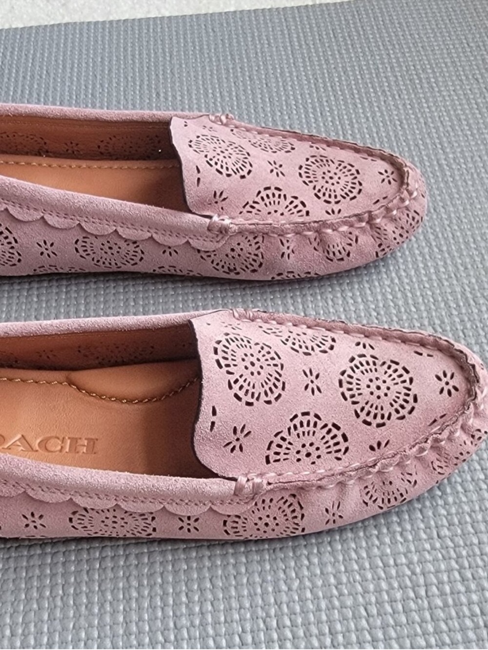 COACH Dusty Pink Suede Driving Moccasins - Picture 3 of 9